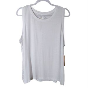 Halogen NWT keyhole back white tank top layering shirt blouse